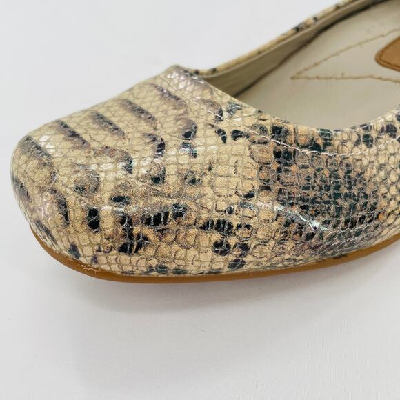 EARTHIES Tolo Leather Tan & Gray Snakeskin Animal Print Ballet Flats 8 - Picture 5 of 12